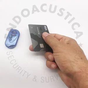 Micro registratore a forma carta di credito